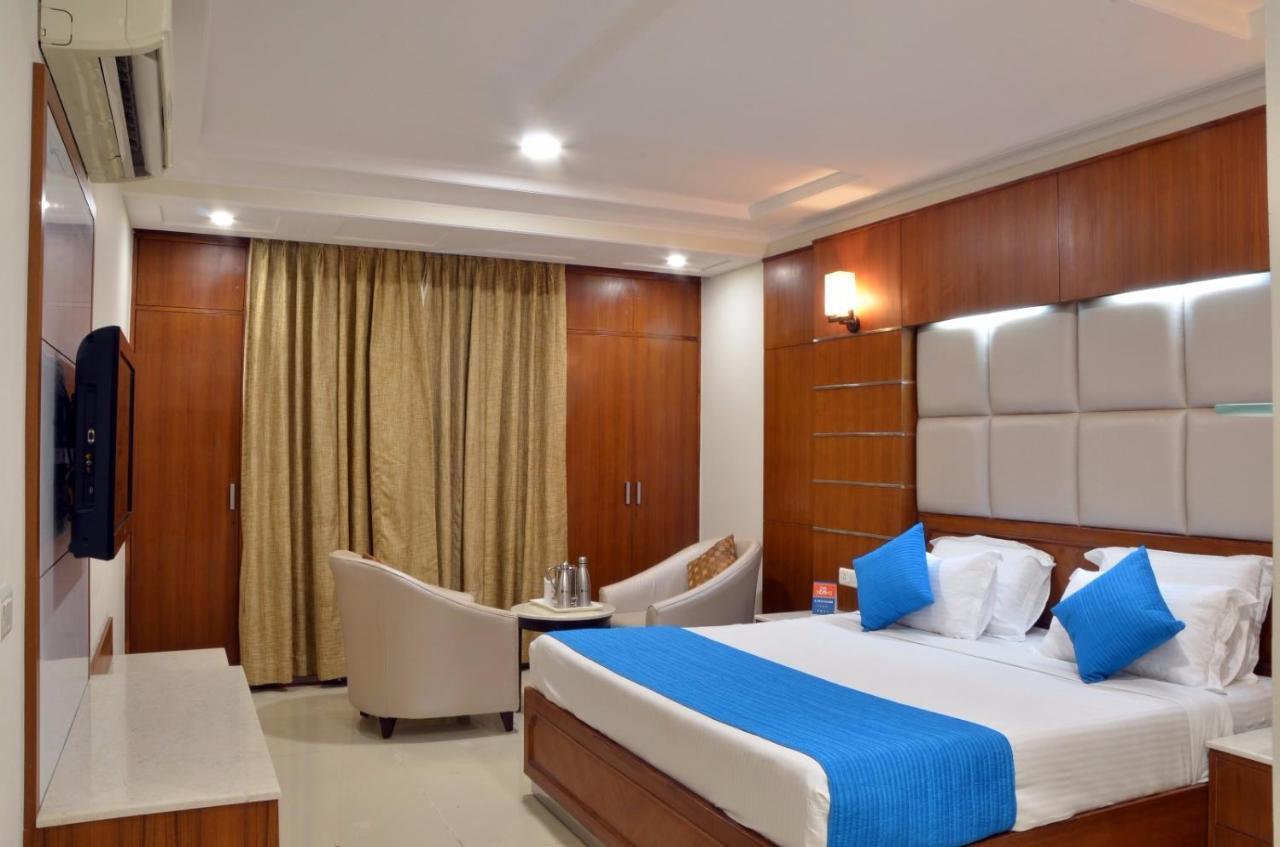 Hotel Bhoomivilas Agra  Εξωτερικό φωτογραφία
